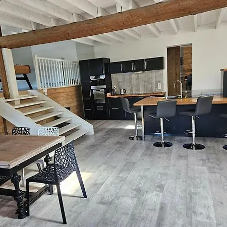 Domaine De Lajus ,gite Meuble 3 Etoiles