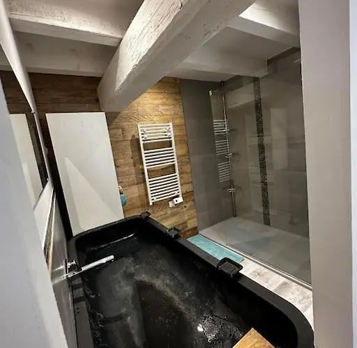 Domaine De Lajus ,gite Meuble 3 Etoiles